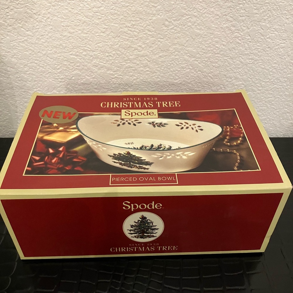 Spode Holiday Decor Bowl with Green and Red Accents - Picture 7 of 7